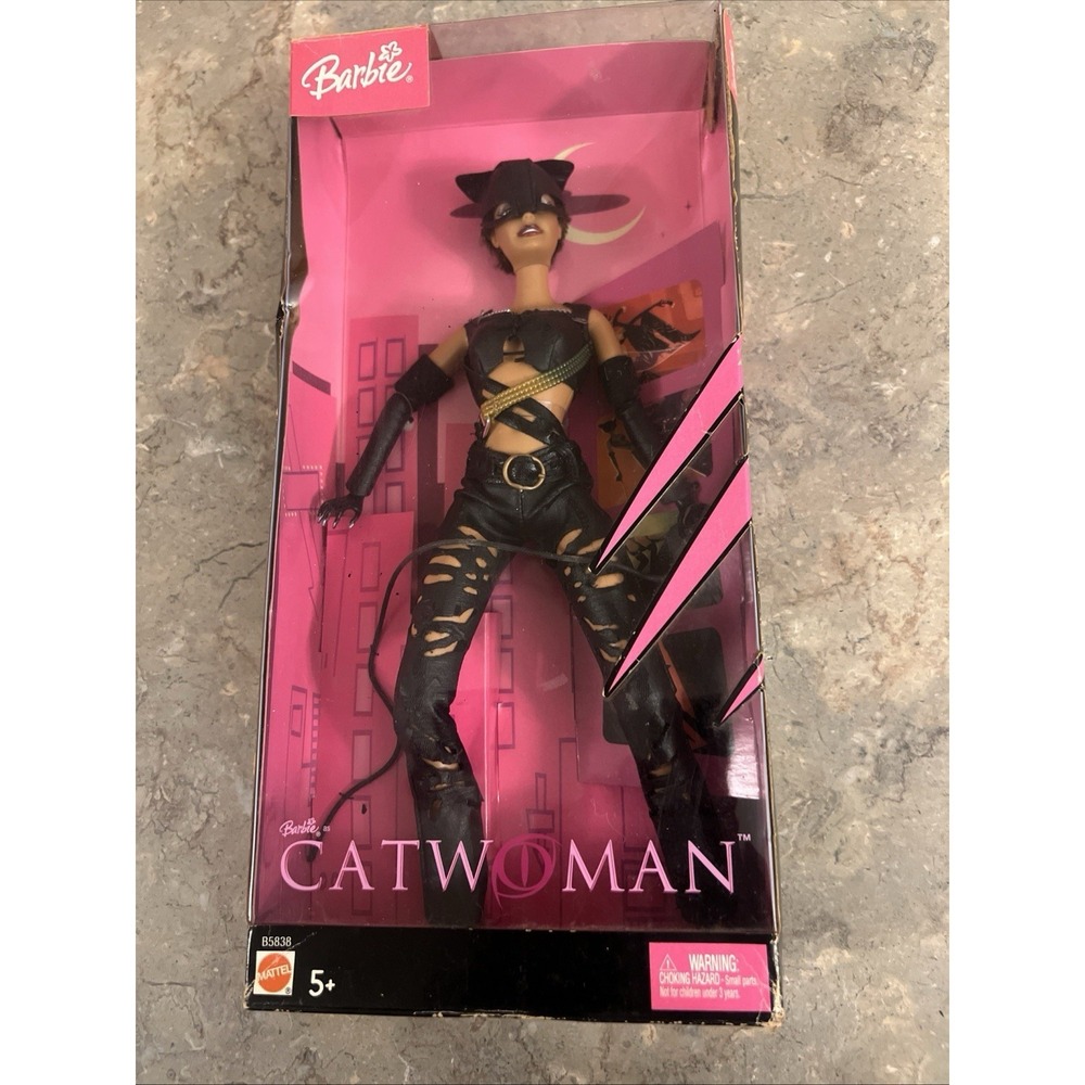 2004 BARBIE CATWOMAN DOLL MATTEL HALLE BERRY‎